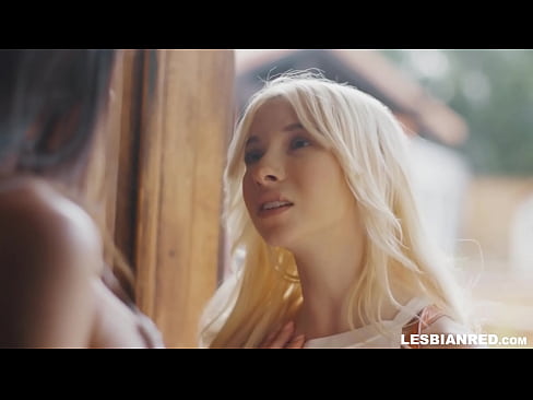 ❤️ Tyttö tulee kotiin muutamaa kuukautta myöhemmin ja päätyy syömään äitipuolensa pillua ️❌ Porno at fi.pornplaybb.ru ❤
